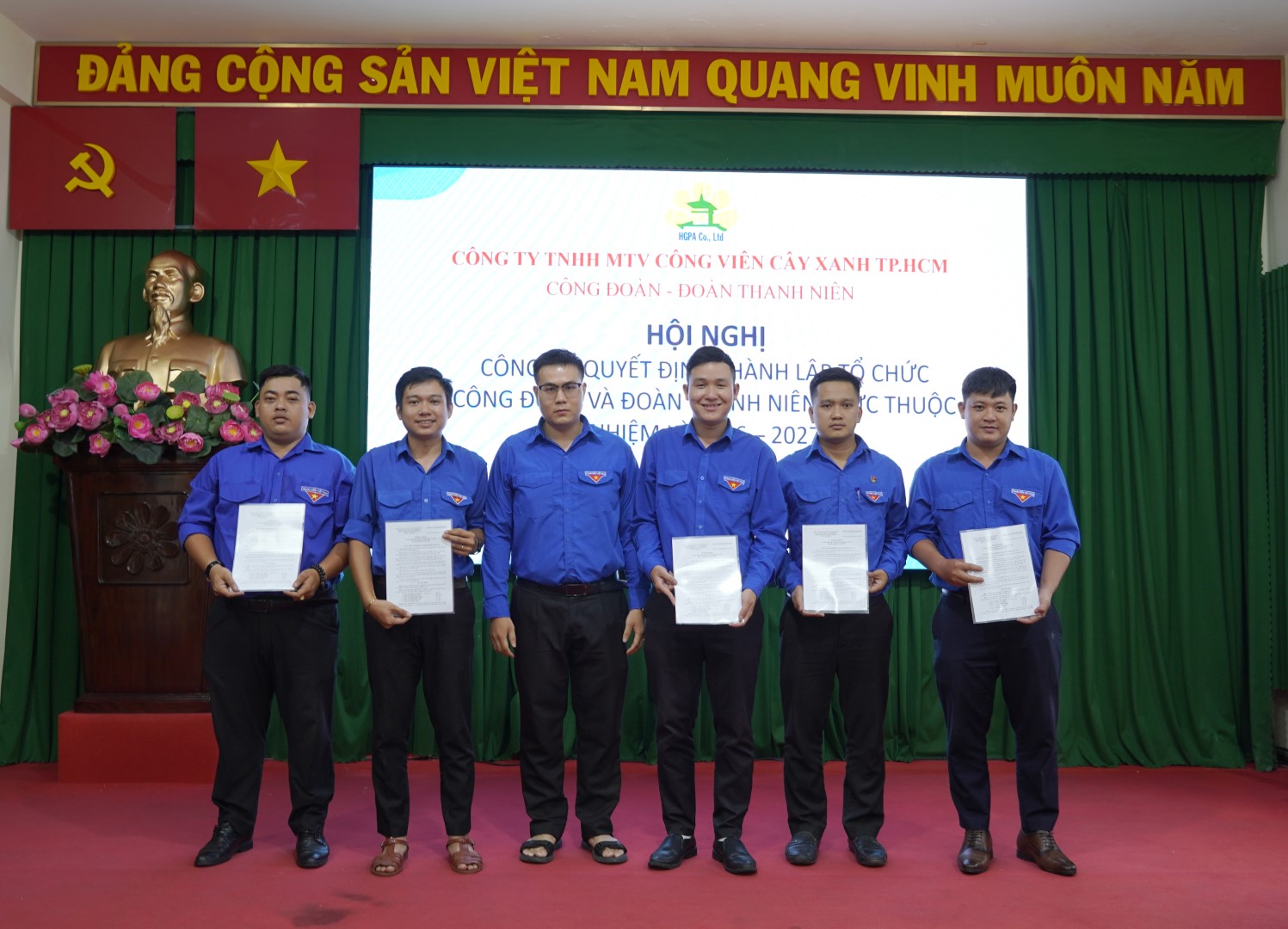 Hội nghị Công bố quyết định tổ chức Công đoàn và Đoàn Thanh niên năm 2026